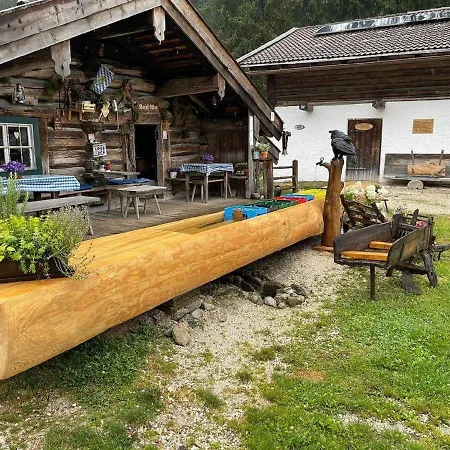 Haus Schmidberger アパート